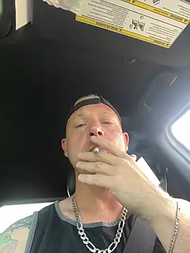 Mcpussypounder211 online show from July 8, 1:37 pm