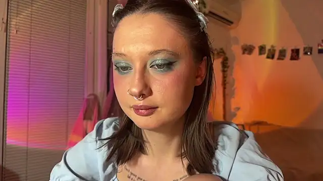 Snapshot of Jenny_darling_love chatting on July 12, 7:16 pm Jenny darling love online show from July 12, 7:16 pm