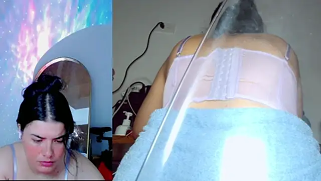 Snapshot of Tamaraa_wet chatting on June 22, 4:42 am Tamaraa wet online show from June 22, 4:42 am