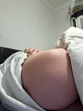 Snapshot of Tulio_maravilha12 chatting on February 14, 9:39 am Tulio maravilha12 online show from February 14, 9:39 am