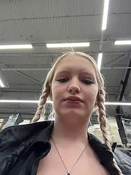 Milkyy wway online show from March 19, 1:09 am