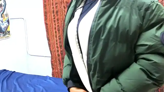 CaramelDelux27 online show from September 18, 5:09 am