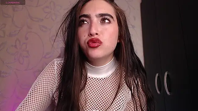 Arii vega  online show from January 21, 9:36 pm