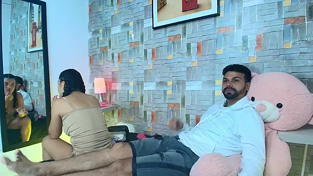 max ashley mds online show from December 5, 1:20 pm