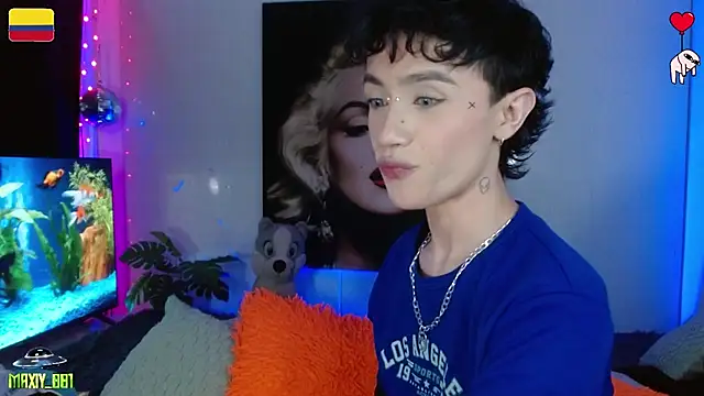 maxiy 001 online show from July 27, 3:13 am
