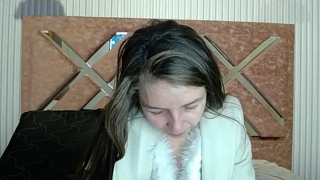 Snapshot of _isaabellaa chatting on April 25, 2:25 pm isaabellaa online show from April 25, 2:25 pm