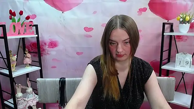 FreyaDak online show from April 19, 6:10 pm