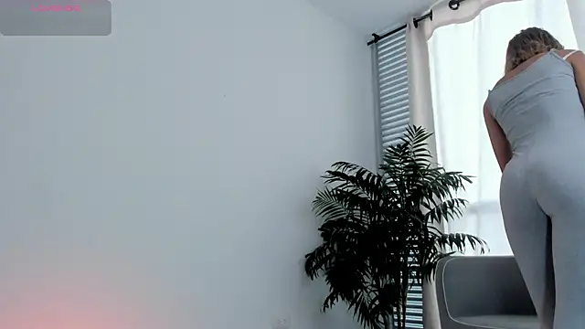 wendymoah online show from January 8, 9:55 pm