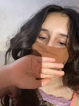 Snapshot of Chahrazad66 chatting on December 15, 1:10 am Chahrazad66 online show from December 15, 1:10 am