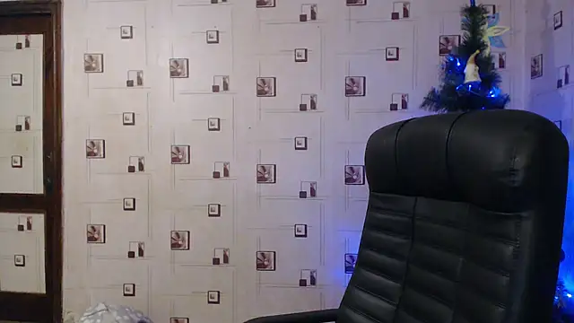 TasyaBigTTs online show from January 1, 2:42 pm