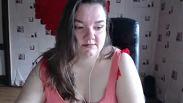 TasyaBigTTs online show from March 23, 5:43 am