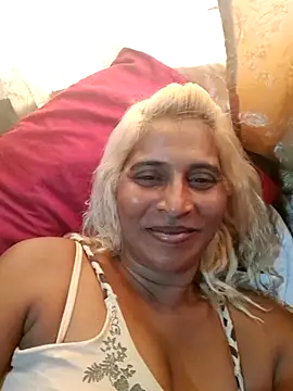 Goodgirlsue 77 online show from March 17, 11:21 am