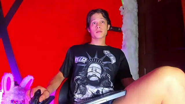 LilOwen  online show from March 18, 5:16 pm