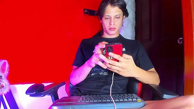 LilOwen  online show from April 2, 5:43 pm