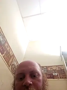 whitecock6949 online show from April 16, 5:52 am