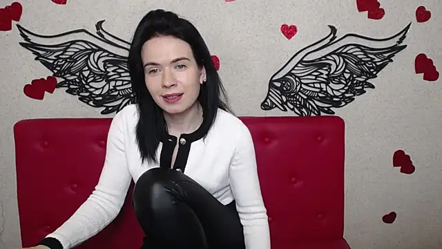 JasmineKouch online show from March 5, 9:15 pm