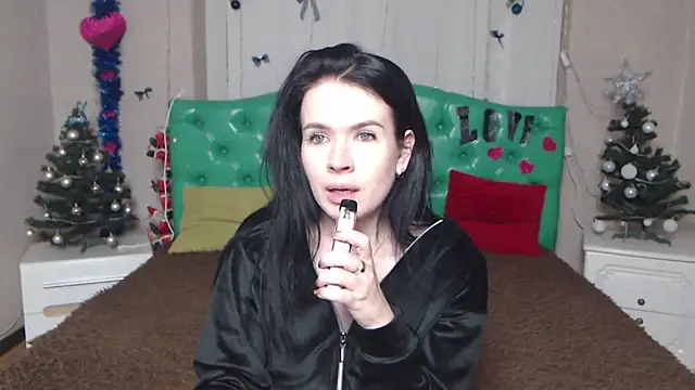 JasmineKouch online show from January 13, 6:24 pm