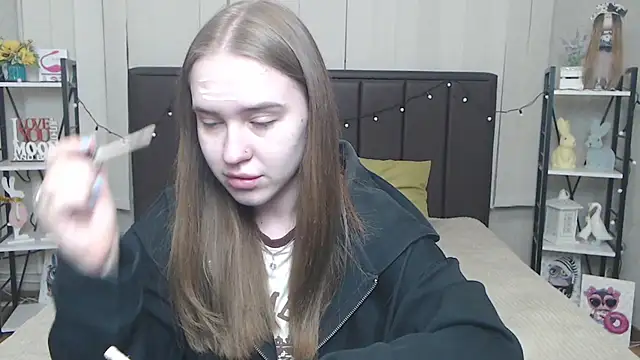 LauraHlot online show from September 13, 5:57 pm