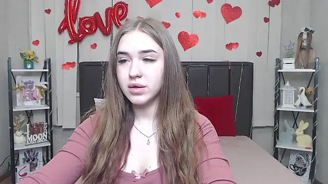 LauraHlot online show from March 7, 6:38 pm