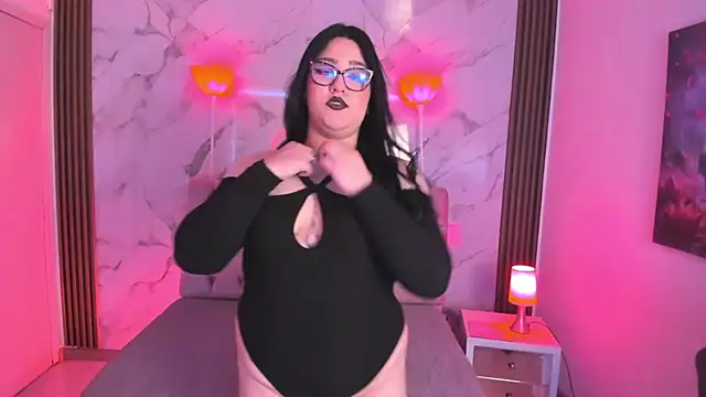 Camiila Osorio online show from March 12, 7:20 pm