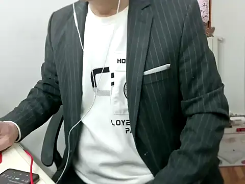 zwc147369 online show from February 25, 4:49 pm