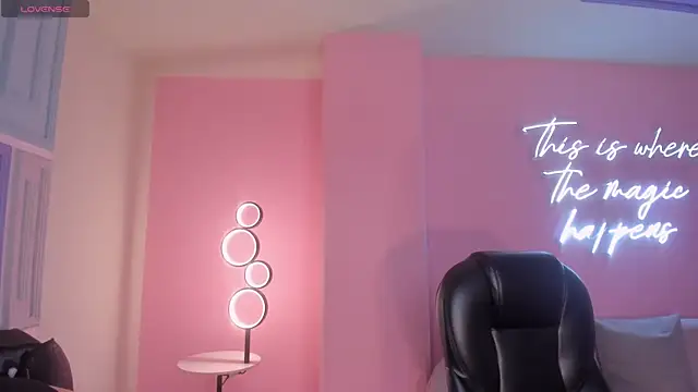 ValeriaVelvet online show from June 3, 11:57 am