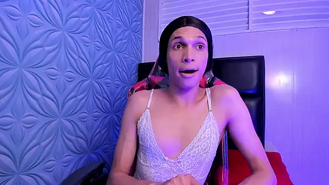 Milk max 18 online show from October 25, 10:04 pm