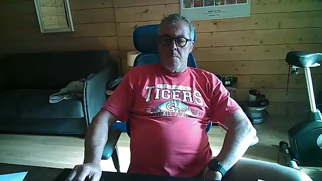 lelohop online show from October 16, 11:44 am