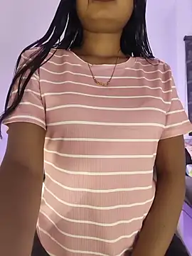 yhona darling online show from May 26, 6:04 pm