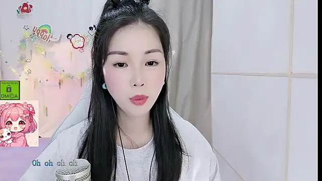 Snapshot of HK_angelchloe chatting on June 25, 1:27 am HK angelchloe online show from June 25, 1:27 am