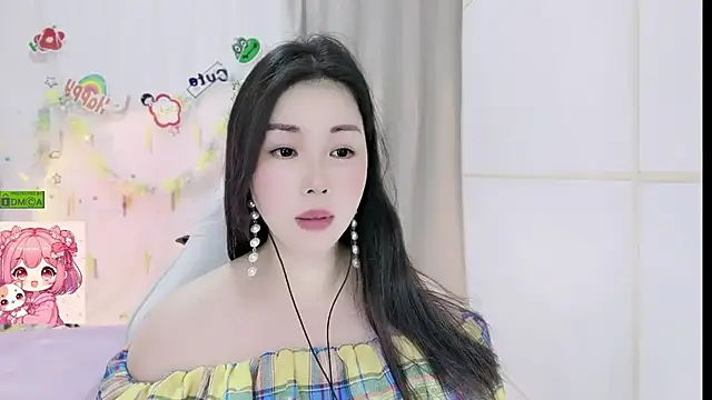 Snapshot of HK_angelchloe chatting on June 26, 12:59 am HK angelchloe online show from June 26, 12:59 am