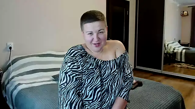 Annet1912 online show from November 19, 9:20 am