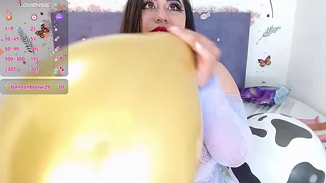 Snapshot of lin_jayani chatting on February 24, 9:24 pm lin jayani online show from February 24, 9:24 pm