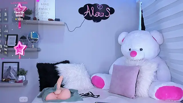 Alexasmith06 online show from February 27, 7:26 pm