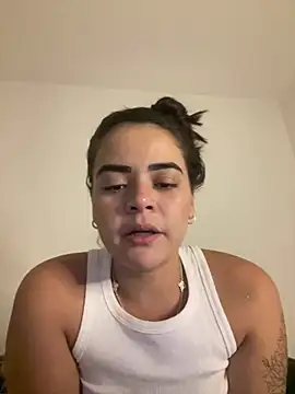 rebeccaareys online show from February 2, 12:19 am