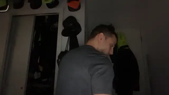 hot shot 13 online show from March 18, 12:25 am