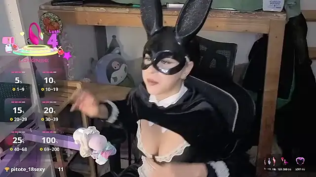 LisandreLaVenale online show from March 29, 11:49 pm