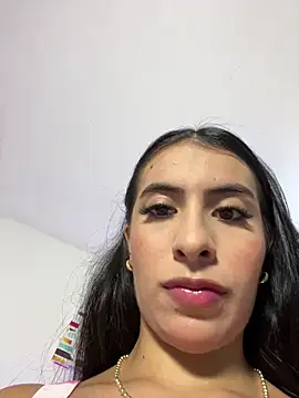 IssabellaLopez online show from May 26, 3:41 pm
