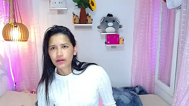 Alison Wiley online show from December 21, 9:16 am