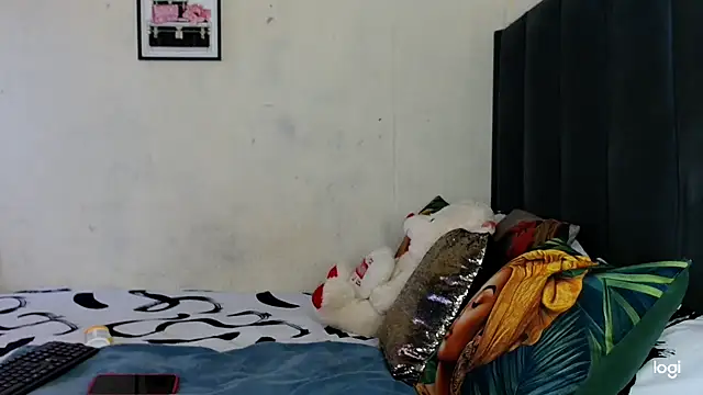 quenliyasa online show from March 18, 11:13 am