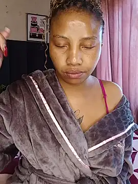quenliyasa online show from July 10, 8:29 am
