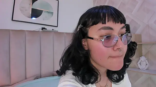 Haru Bonny online show from February 23, 8:17 pm