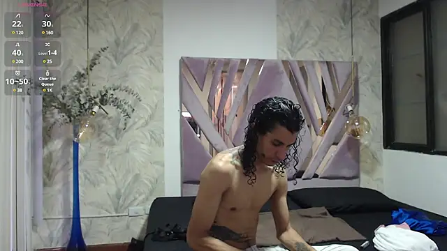 Snapshot of jackstanford chatting on December 30, 1:47 pm jackstanford online show from December 30, 1:47 pm