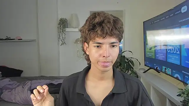 Snapshot of santy-kitty chatting on November 20, 12:55 am santy-kitty online show from November 20, 12:55 am