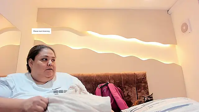 Alisson am online show from April 15, 11:50 am