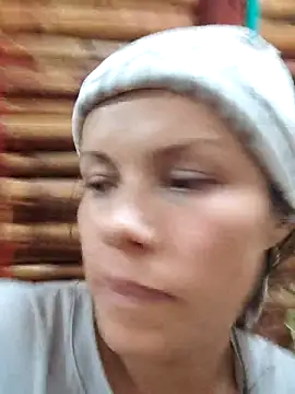 Snapshot of amazonafit_ chatting on December 20, 9:00 pm amazonafit online show from December 20, 9:00 pm