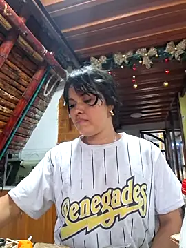 Snapshot of amazonafit_ chatting on March 11, 8:48 pm amazonafit online show from March 11, 8:48 pm