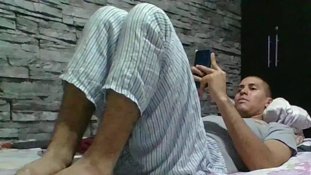 Snapshot of Sexylatin64 chatting on June 5, 3:13 am Sexylatin64 online show from June 5, 3:13 am