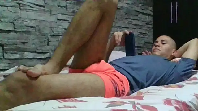 Snapshot of Sexylatin64 chatting on June 23, 3:59 am Sexylatin64 online show from June 23, 3:59 am