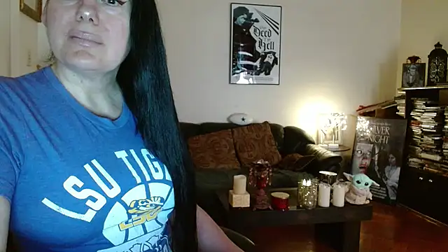 mandaloriangirls online show from March 18, 4:43 pm